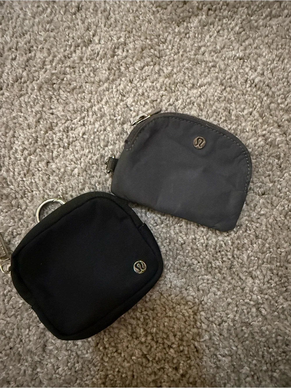 lululemon athletica Men’s Compact Coin Pouch - Black & Gray